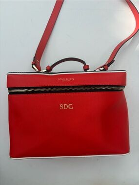 Henri Bendel Train Case